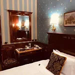 Vittoria 4* מילאנו