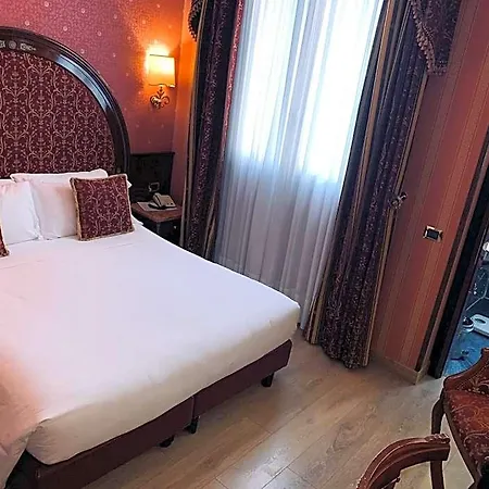 Vittoria 4* Milano