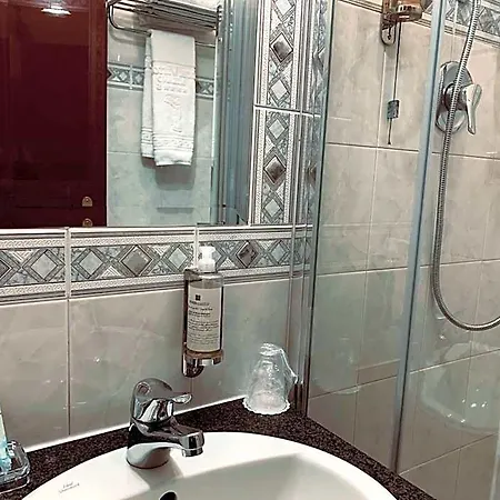 Vittoria 4* Milano