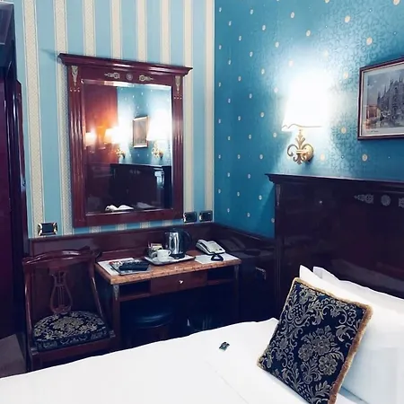 Vittoria 4* Милан