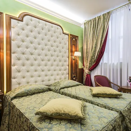 Hotel Vittoria