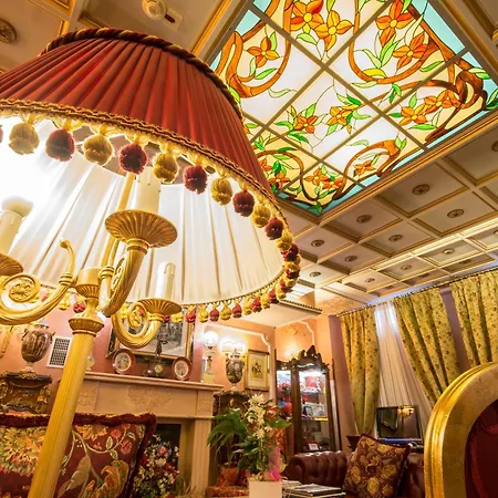 Vittoria Hotel 4*