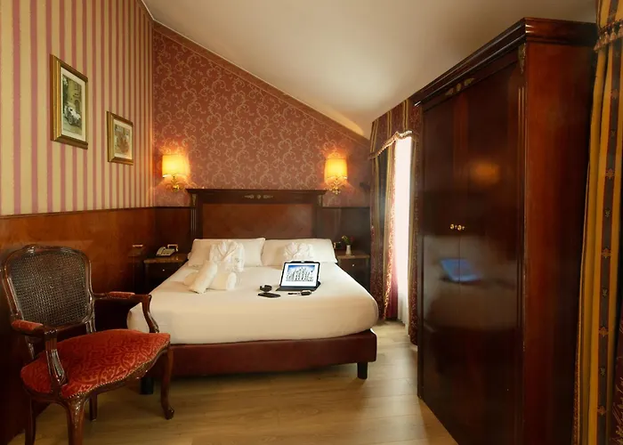 Hotel Vittoria 4*